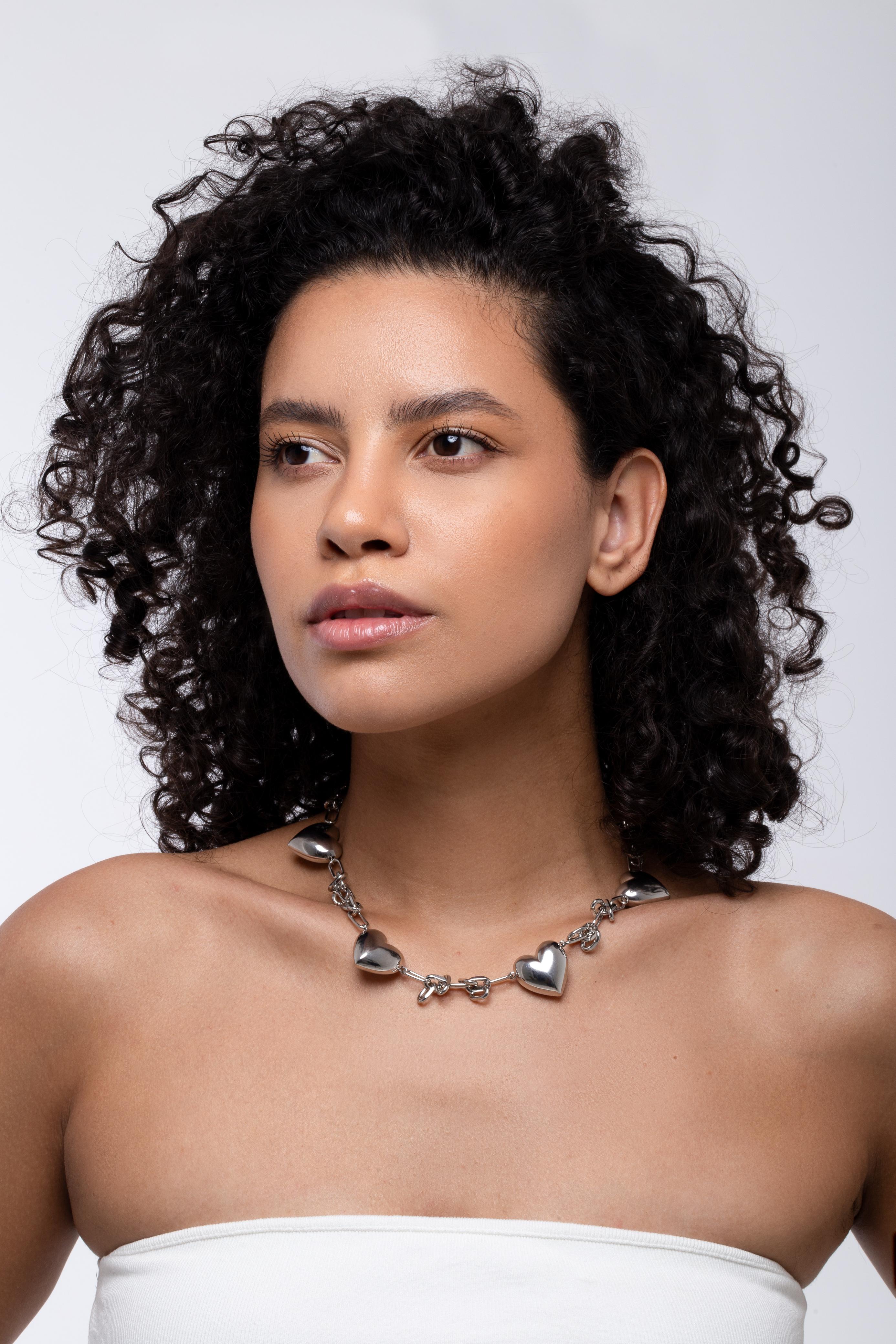 Colar Corações Entrelaçados