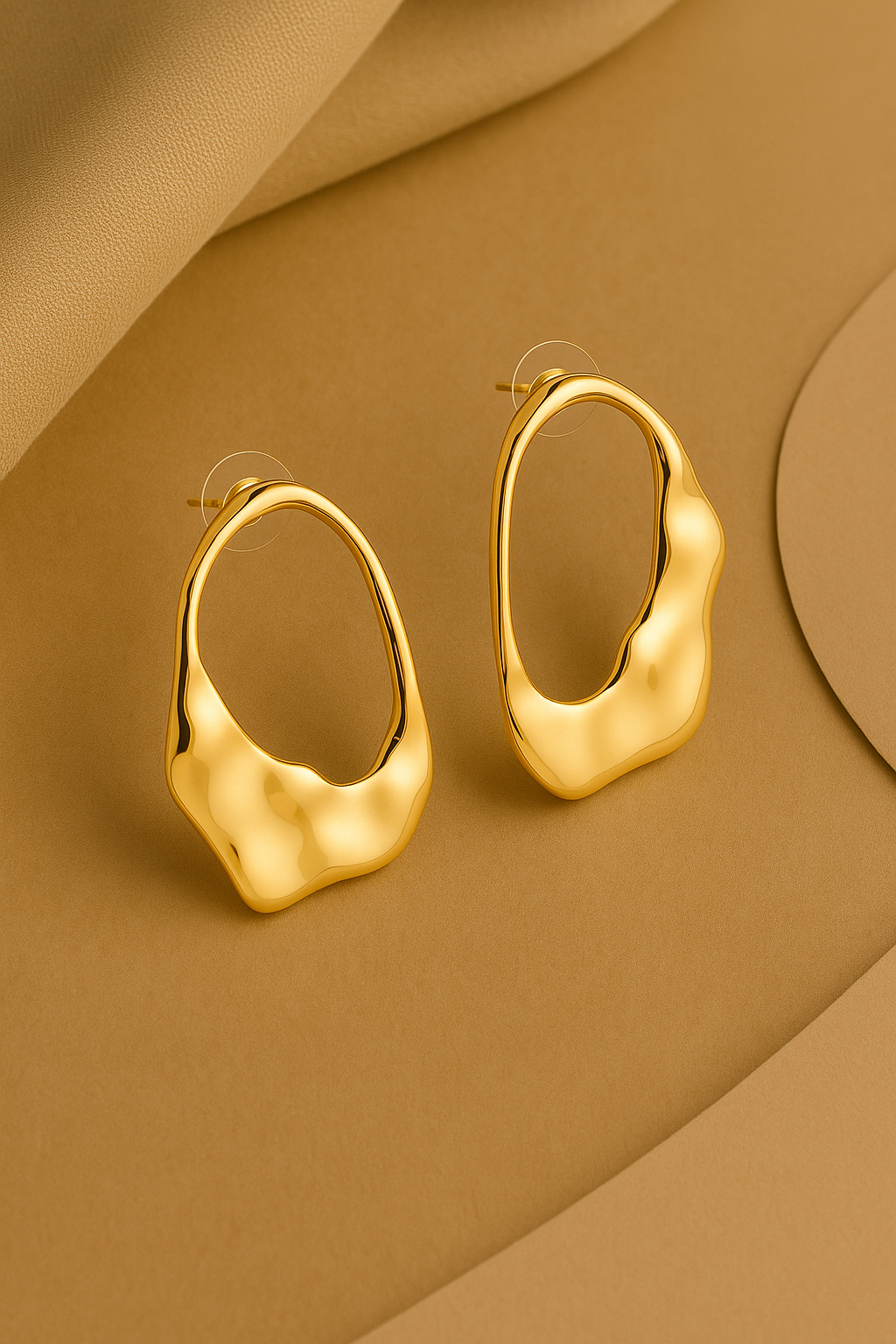Brinco Orgânico Dourado